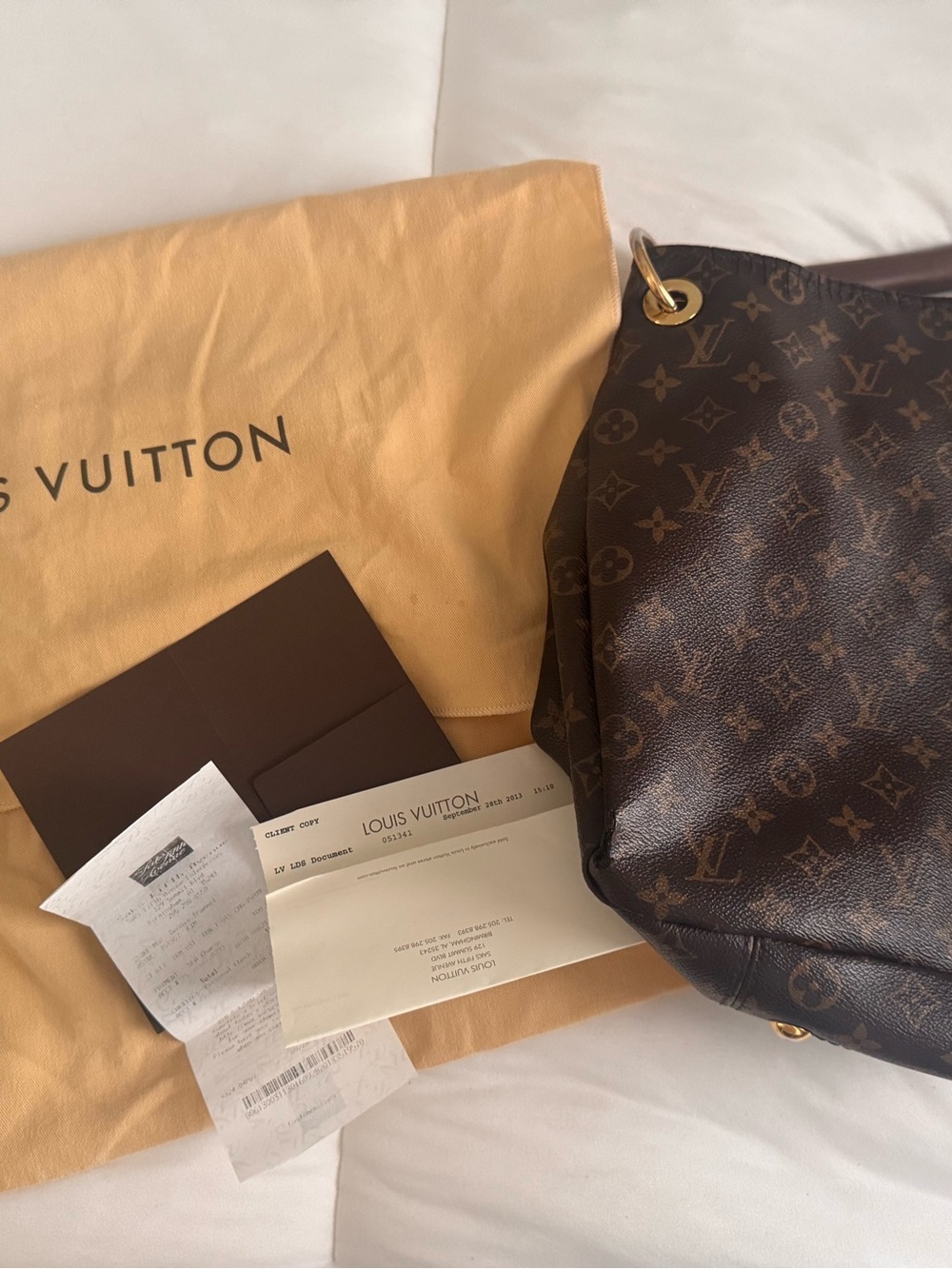 Louis Vuitton MM Monogram Canvas Hobo Shoulder Bag in Brown and Tan